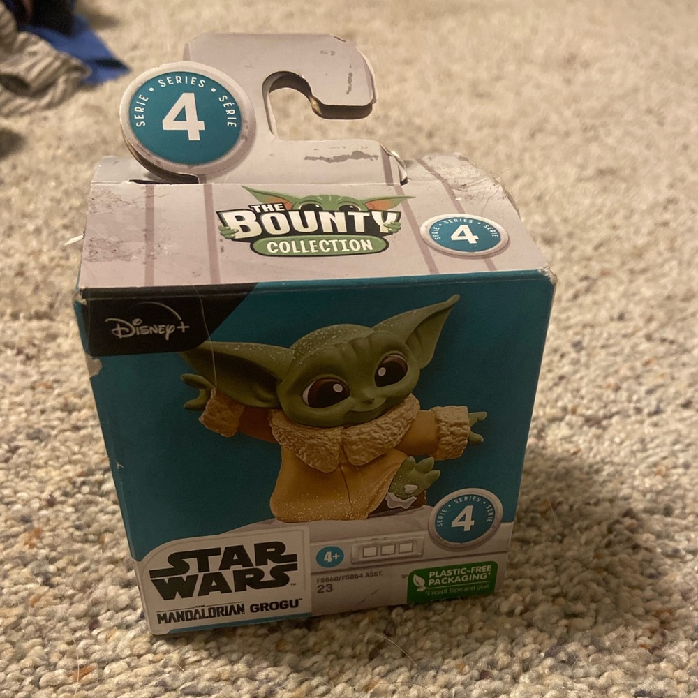 Baby Yoda The Bounty Collection Series 4